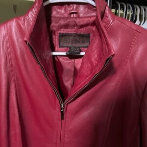 Genuine Siena Leather woman’s leather jacket with inner lining 70s style collar